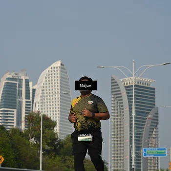 Runner Photo 6632886