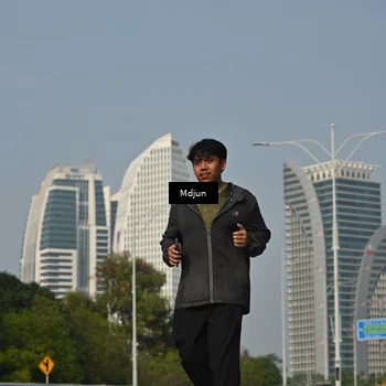 Runner Photo 6632900