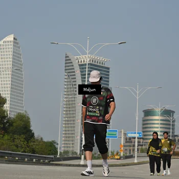 Runner Photo 6632901