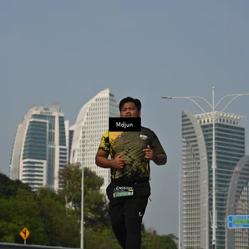 Runner Photo 6632902