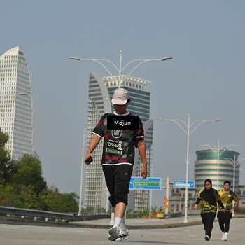 Runner Photo 6632909