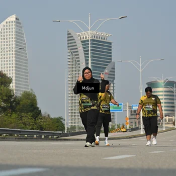 Runner Photo 6632917