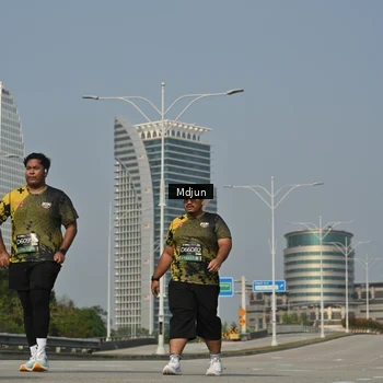 Runner Photo 6632943
