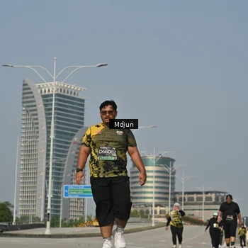 Runner Photo 6632944