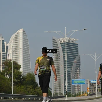 Runner Photo 6633031