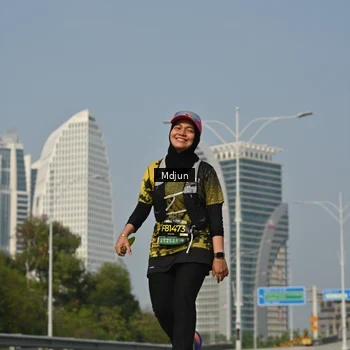 Runner Photo 6633043