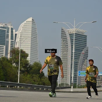 Runner Photo 6633059