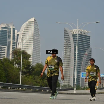 Runner Photo 6633062