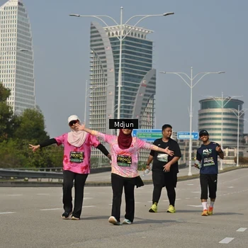 Runner Photo 6633091