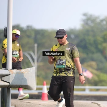 Runner Photo 6633097
