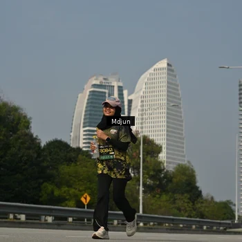 Runner Photo 6633124