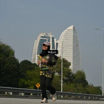 Runner Photo 6633125