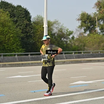 Runner Photo 6633132