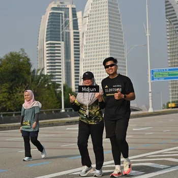 Runner Photo 6633151