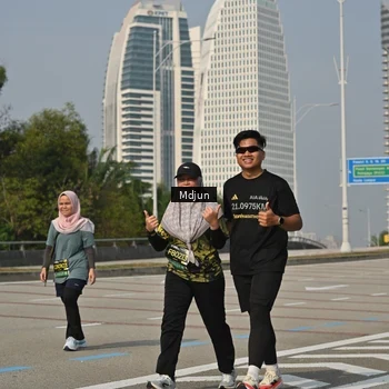 Runner Photo 6633157