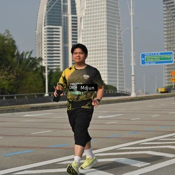 Runner Photo 6633160