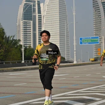 Runner Photo 6633162