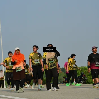 Runner Photo 6633203