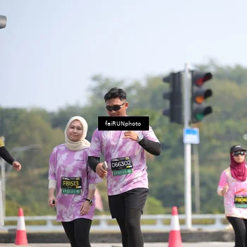 Runner Photo 6633222