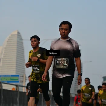 Runner Photo 6633264