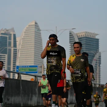 Runner Photo 6633266