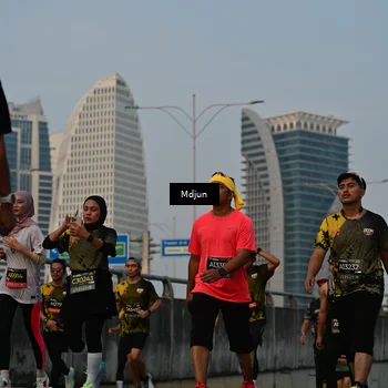 Runner Photo 6633276