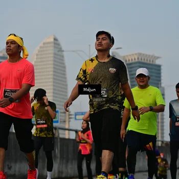 Runner Photo 6633280