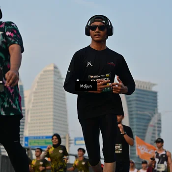 Runner Photo 6633307