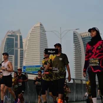 Runner Photo 6633356