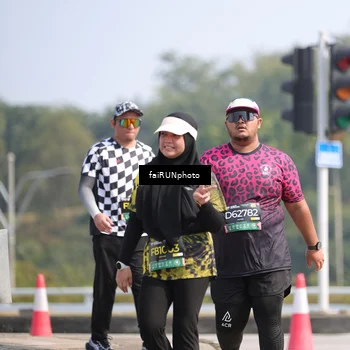 Runner Photo 6633376