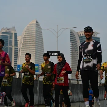 Runner Photo 6633381