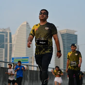 Runner Photo 6633396