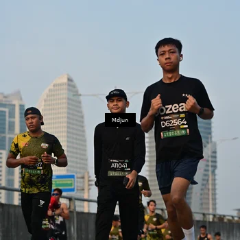 Runner Photo 6633417
