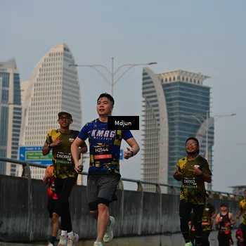 Runner Photo 6633431