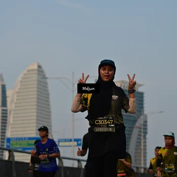 Runner Photo 6633476