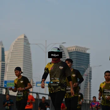 Runner Photo 6633481