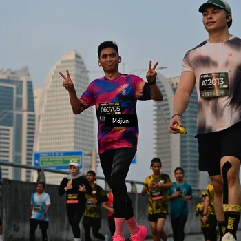 Runner Photo 6633505