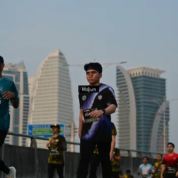 Runner Photo 6633514