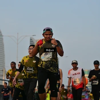 Runner Photo 6633521