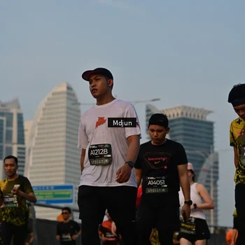Runner Photo 6633524