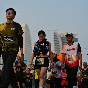 Runner Photo 6633541