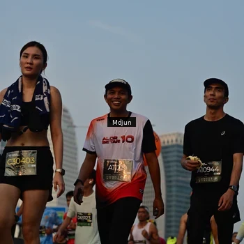 Runner Photo 6633553