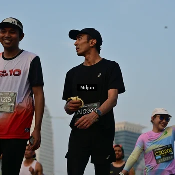 Runner Photo 6633557
