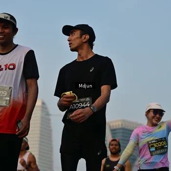 Runner Photo 6633559
