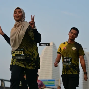 Runner Photo 6633603