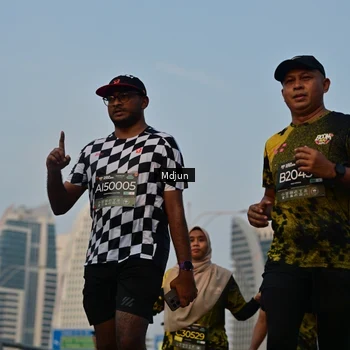 Runner Photo 6633604