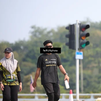 Runner Photo 6633664
