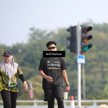 Runner Photo 6633667
