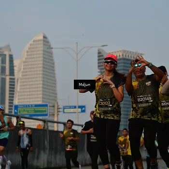 Runner Photo 6633672