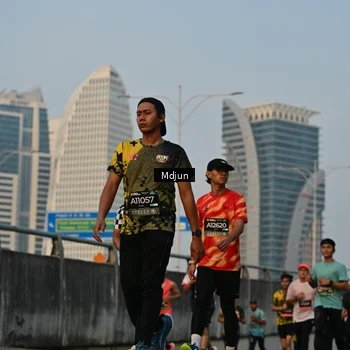 Runner Photo 6633709